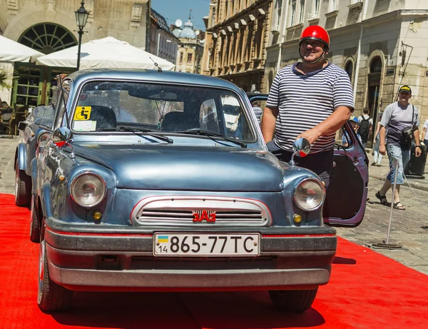 Old retro car — Stock Photo, Image