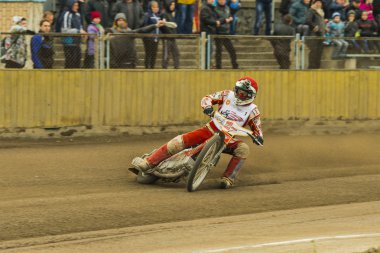 Gopro kamera ile bilinmeyen binici parça üstesinden gelir.