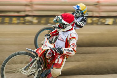 Gopro kamera ile bilinmeyen binici parça üstesinden gelir. 