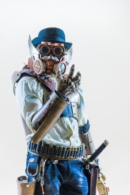 Steampunk tarzı giyinmiş cosplayer çocuk