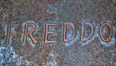 Resim yazısı bronz harfler soğuk