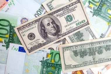 ABD doları ve euro banknotlarının dokusu