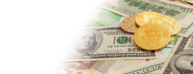 Avro ve dolar panoramasının doku arka planında bitcoins