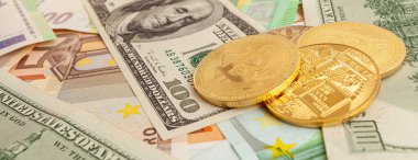 Avro ve dolar panoramasının doku arka planında bitcoins