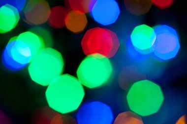 Çok renkli Noel ve yeni yıl ışıklarının bokeh dokusu