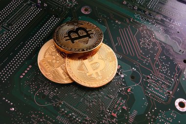 Bitcoin altın üzerinde yeşil çip