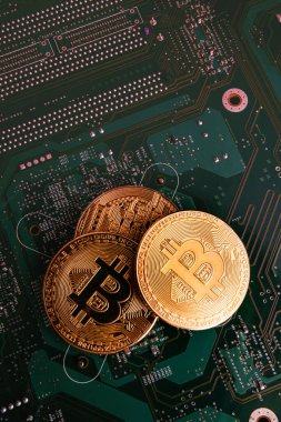 Bitcoin altın üzerinde yeşil çip