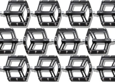 Beyaz arkaplanda dağ bisikleti pedalı dokusu