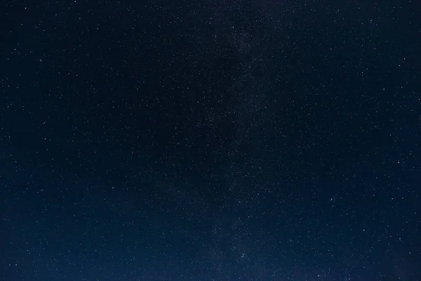 Hvězdná Obloha Mraky Letní Noc — Stock fotografie