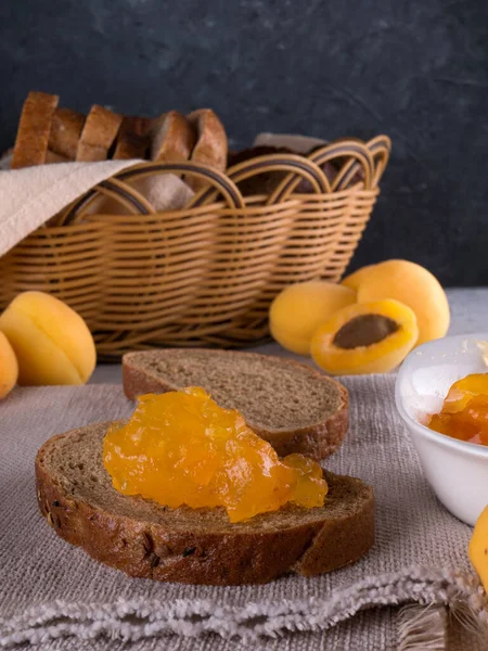 Ranní Snídaňový Chléb Džem Meruňkový Džem Snídani Chleba Dietní Džem — Stock fotografie