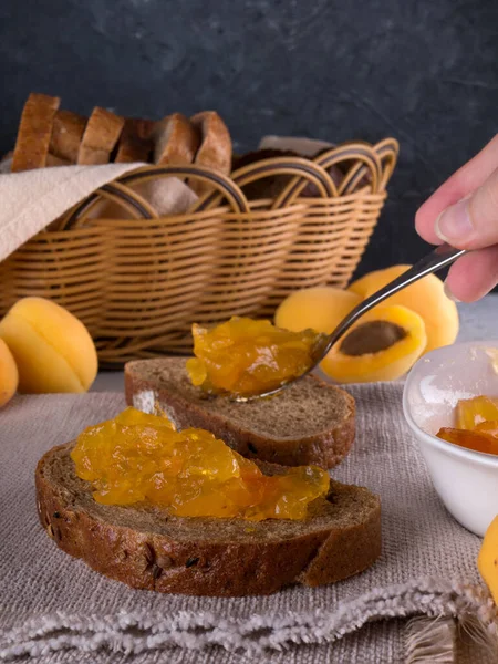 Ranní Snídaňový Chléb Džem Meruňkový Džem Snídani Chleba Dietní Džem — Stock fotografie