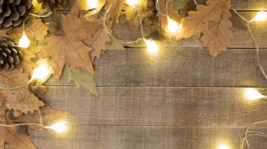 Sonbahar tatili. Ahşap arka planda. sonbahar arkaplanı