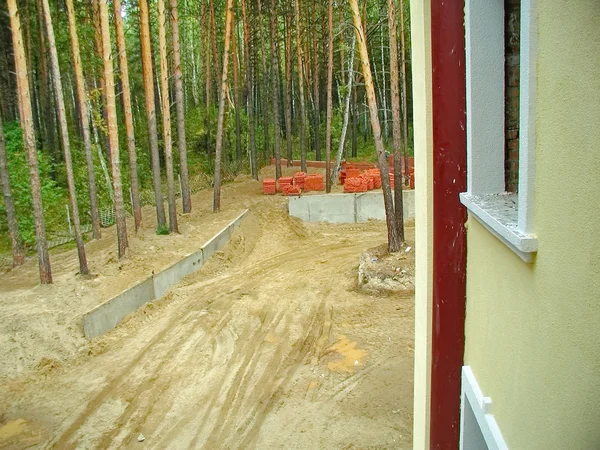 Construcción alrededor de la cabaña —  Fotos de Stock