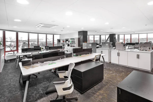 Ofis Moda Kabinesi Modern İş Merkezi
