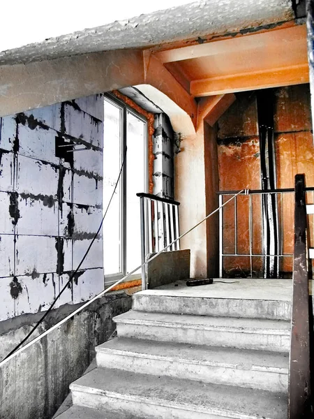 Old Concrete Crumbling Staircase Industrial Building Loft — Stock Photo, Image