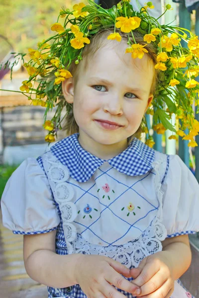 Girl in a Wreath — Stock Photo, Image