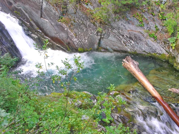 Sungai pegunungan — Stok Foto