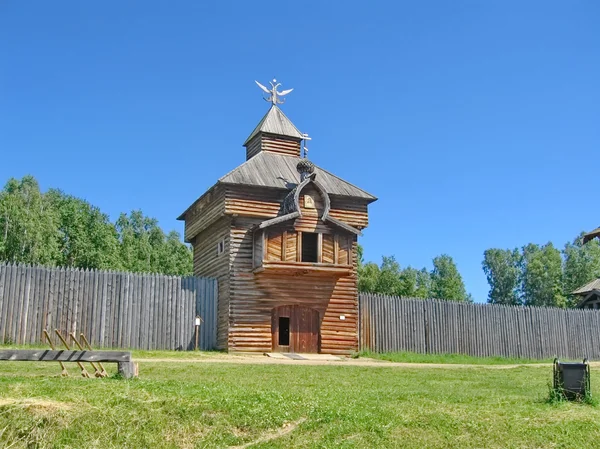 Oude Russische houten architectuur — Stockfoto
