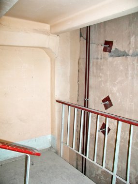 Eski Beton merdiven çatı