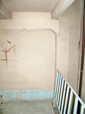 Eski Beton merdiven çatı