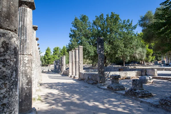 Olympia harabelerde güneşli bir günde