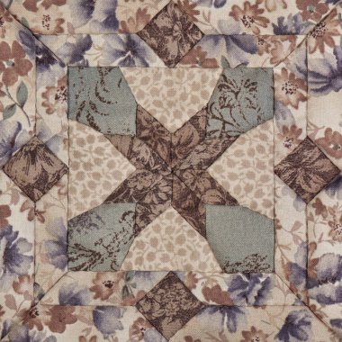 Kumaş parçalarından yama bloğu, yorganın ayrıntıları