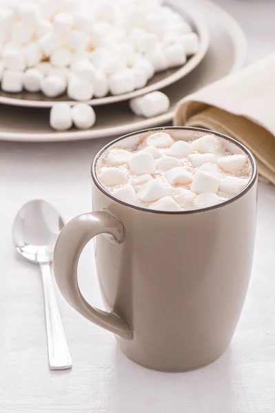 Cacau com mini marshmallows — Fotografia de Stock