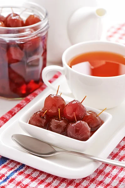 Jam from wild apples — Stock Photo, Image