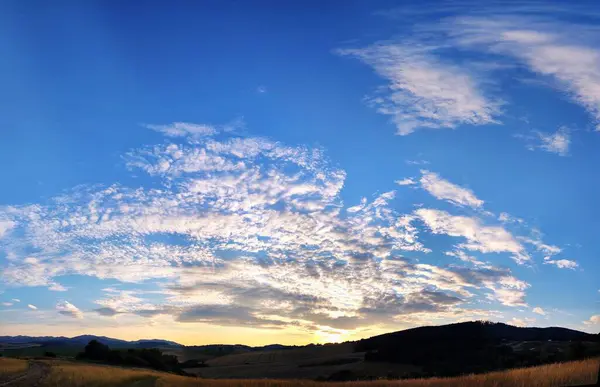 Bela Paisagem Das Montanhas Fundo Natureza — Fotografia de Stock