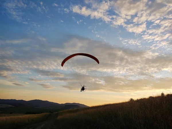 Paraglider Flying Mountains — Stock Photo, Image