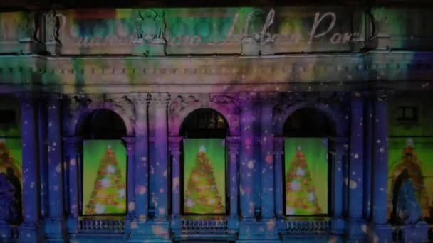 Χριστουγεννιάτικα στολίδια. Νήματα από ομπρέλες φωτισμού — Αρχείο Βίντεο
