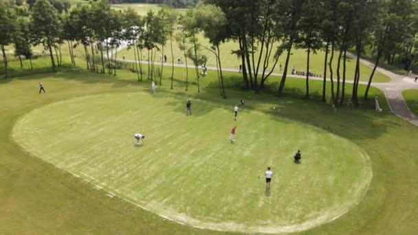 Luftaufnahme des Golfplatzes — Stockvideo