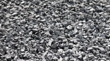 Lojistik merkezleri, otoyolun yakınındaki depolar, yükseklikten manzara, deponun yakınındaki kamyonlar..