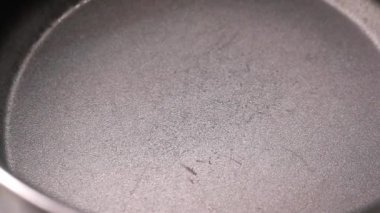 Çilek reçeli hazırlama