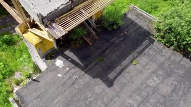 Placid Olimpik kayak atlayışı yapının ve çevrenin dönüşümlü görüntüsü 4k