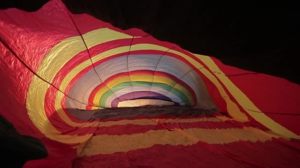 Uçuş için hava balonları hazırlanıyor. — Stok video