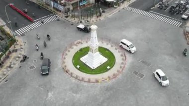 Tugu Jogja ya da Yogyakarta Anıtı, Endonezya 'nın hava görüntüsü. Yogyakarta, Endonezya - Ekim, 2020