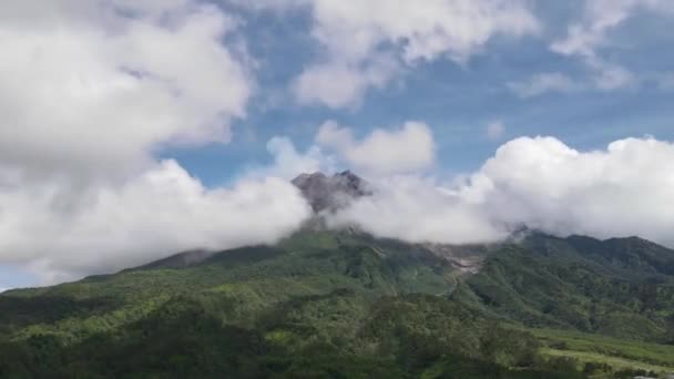 Scénický Pohled Horu Merapi Dopoledních Hodinách Yogyakartě — Stock video