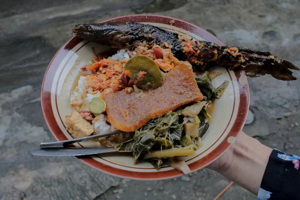 Mangut Spicy Catfish Uno Los Platos Tradicionales Yogyakarta Hecho Bagre — Foto de Stock