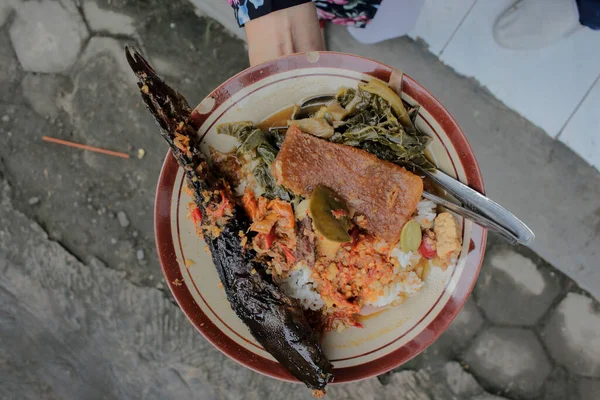Mangut Spicy Catfish Uno Los Platos Tradicionales Yogyakarta Hecho Bagre — Foto de Stock