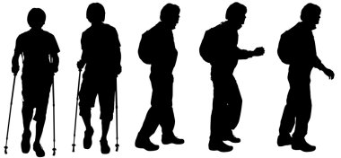 Nordic walking ile yürüyen adam.