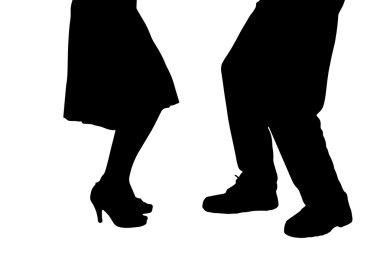 Dans eden bir çiftin silueti..