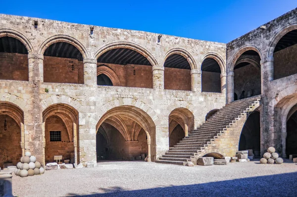 Edificio Ospedaliero Costruito Alla Fine Del Secolo Stile Tardo Gotico — Foto Stock