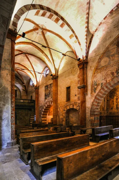 Reconstruida Los Siglos Xiv Abadía Piamontesa San Antonio Hermoso Monumento —  Fotos de Stock