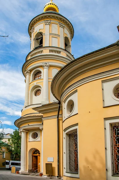 Gazdag Kereskedők Birtokát Dolgovokat Birtokkal Szemközti Templomot Század Kiemelkedő Építészei — Stock Fotó