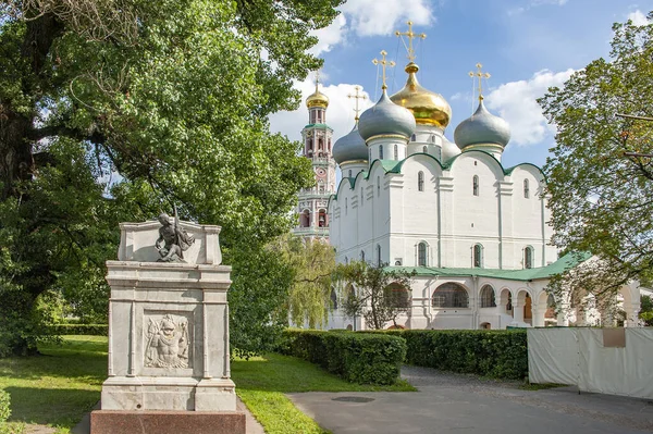 Despite the destruction of Russian history by the godless government, the necropolis of the Novodevichy Monastery has been partially preserved thanks to the famous names of the people buried here