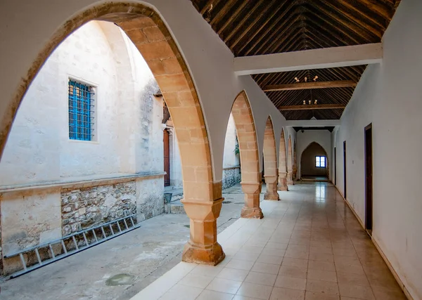 Mosteiro Chrysoroyatissa Mãe Deus Com Uma Granada Dourada Foi Fundado — Fotografia de Stock