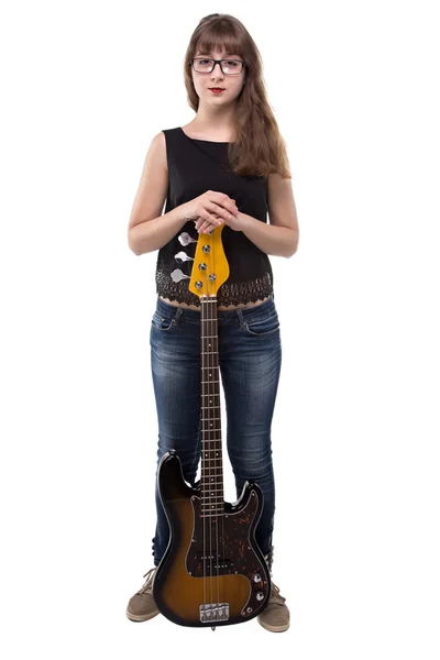 Menina adolescente com guitarra — Fotografia de Stock