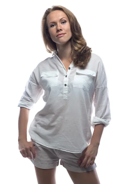 Mujer sonriente en camisa casual — Foto de Stock