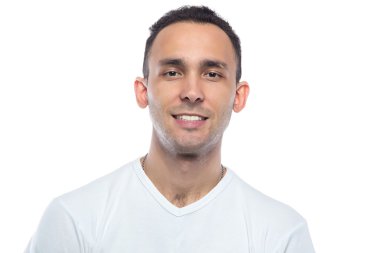 Genç adam gülümsüyor, kaplama